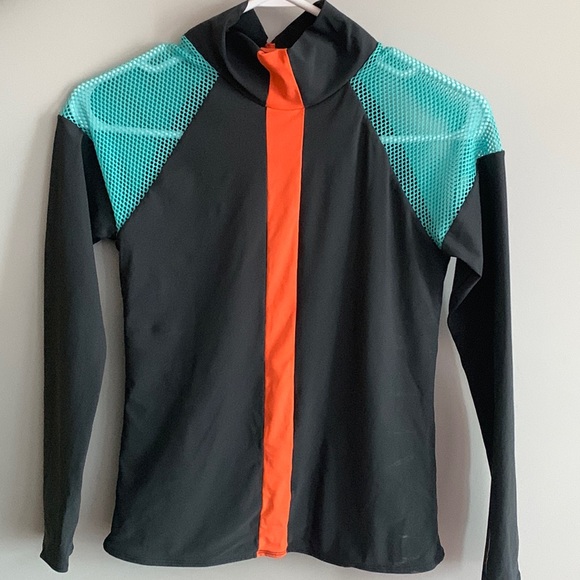 Touche set for Swimming and Exercise - Picture 2 of 7